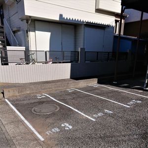 モトパ越谷市蒲生旭町4丁目第１バイク月極駐車場