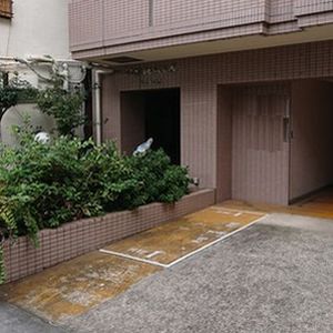 モトパ台東区浅草３丁目第バイク駐車場　浅草駅バイク駐車場　浅草バイク駐車場　ＴＸ浅草バイク駐車場　ＴＸ浅草駅バイク駐車場　画像